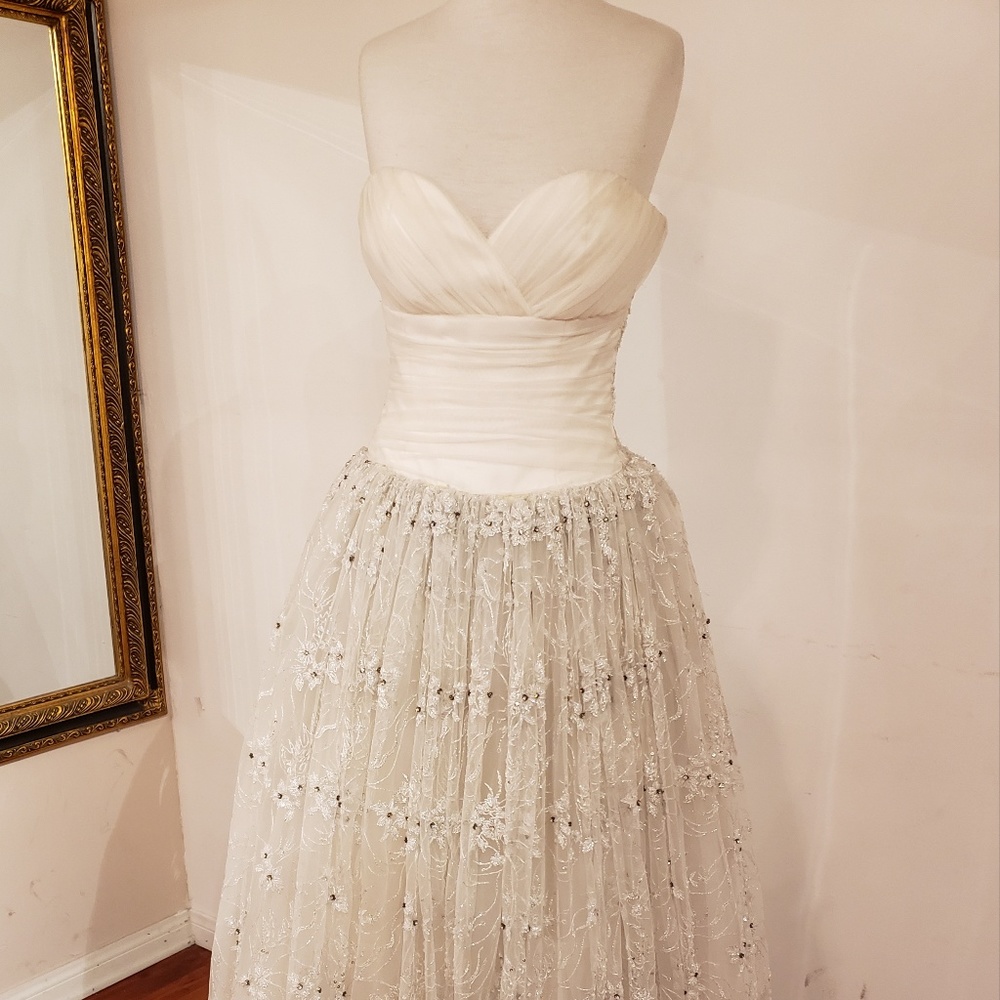 Off-White Long Dress - Picture 2 of 3